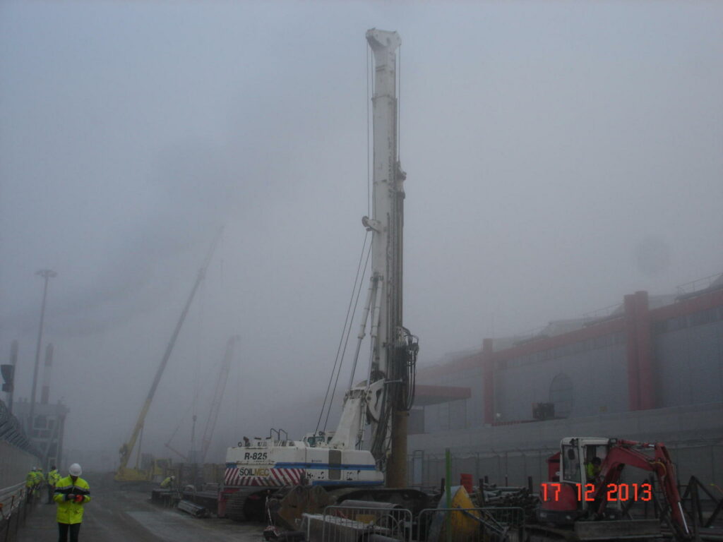 TC-Route-douaniere-Pieux